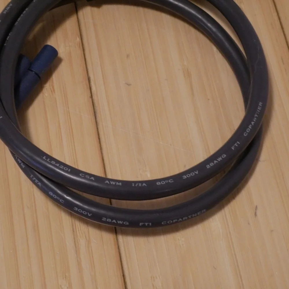 Iomega OEM Cable 25Pin Male to 25Pin Female DB25 -‎ for ZIP Drive Z100P Z250P